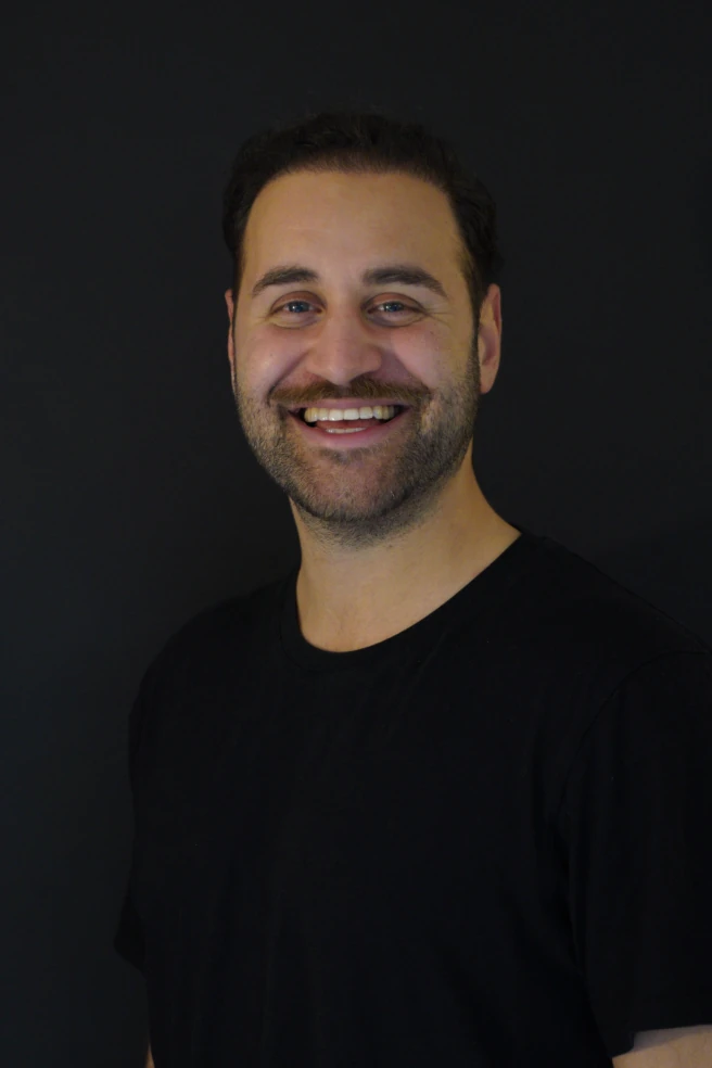 Elias Faqirzada - Social Media Strategist