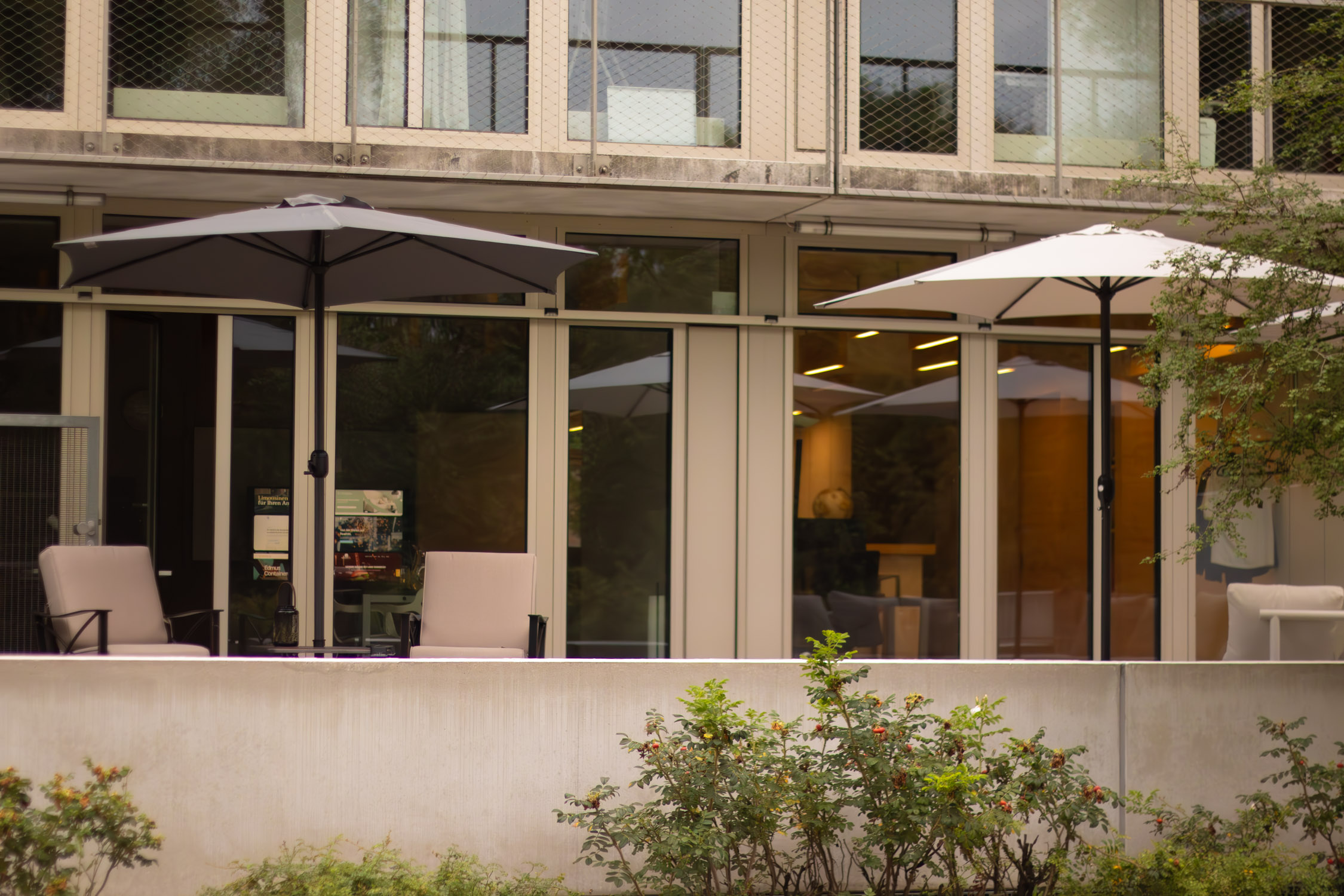 Außenansicht mit Terrasse am FEWTURE Büro